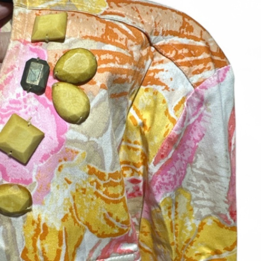 Unear embellished neckline colorful floral jacket - Picture 4 of 8